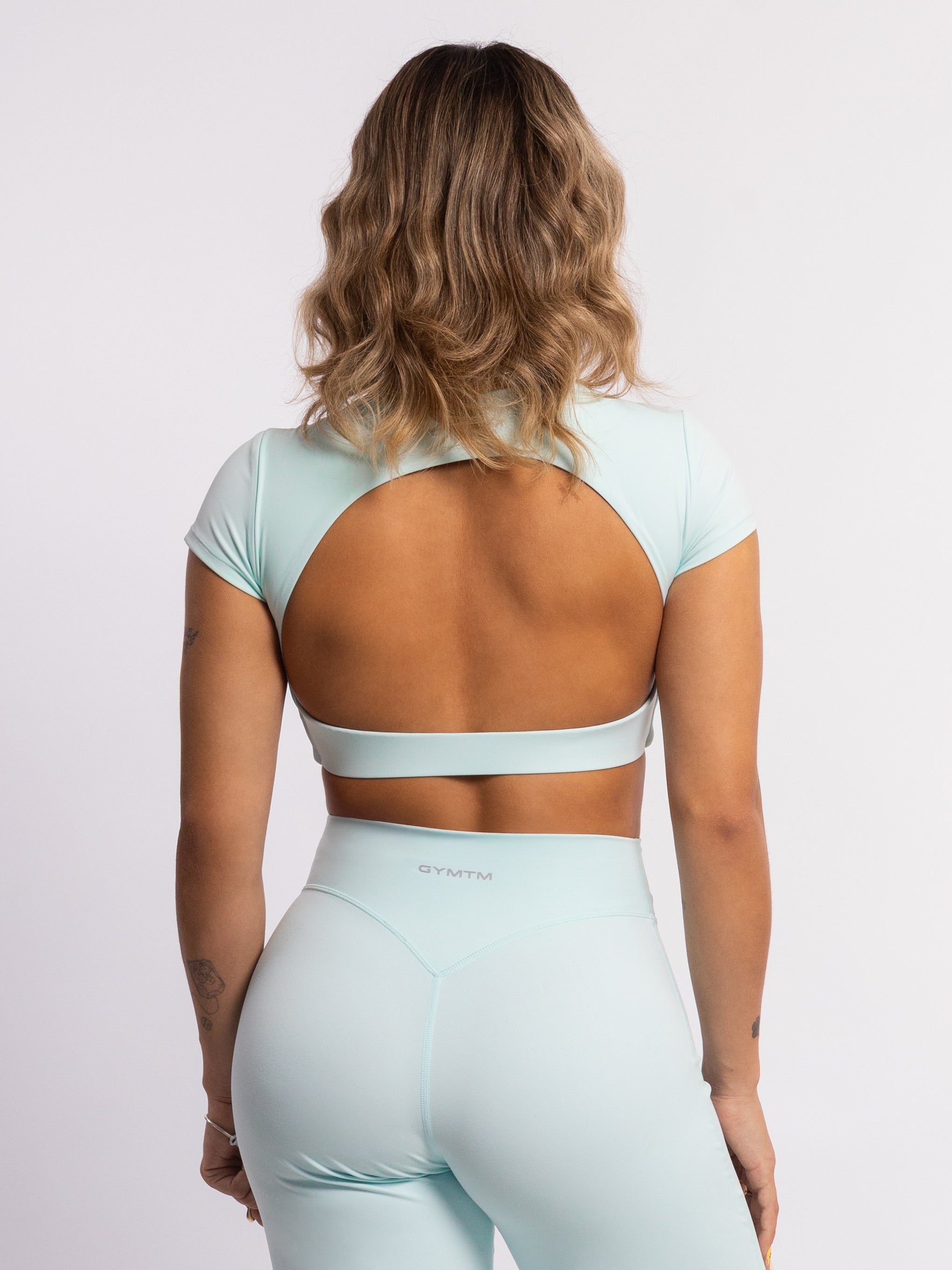 ALLURE OPEN CROP TOP