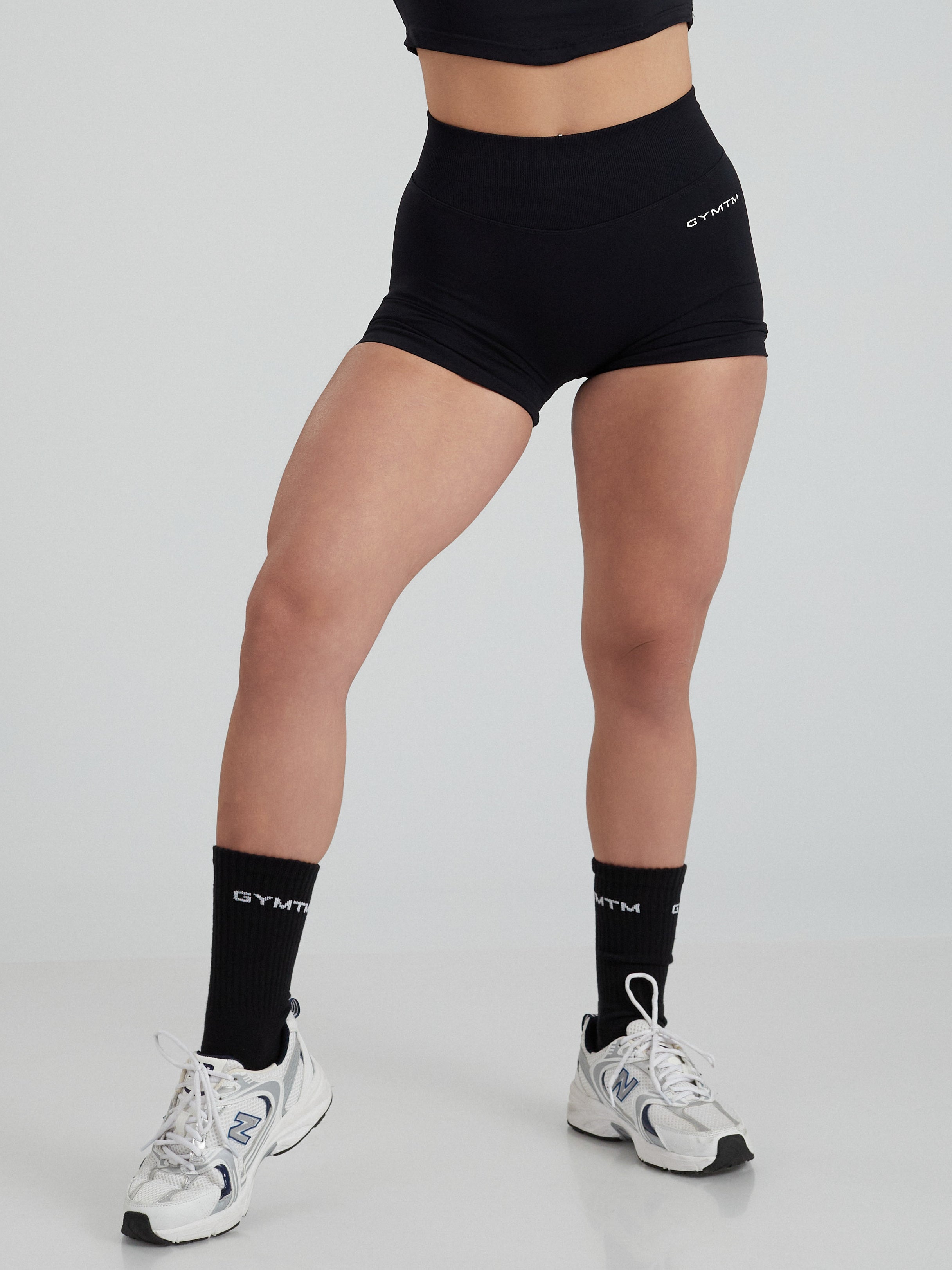 FORM IMPACT SHORT