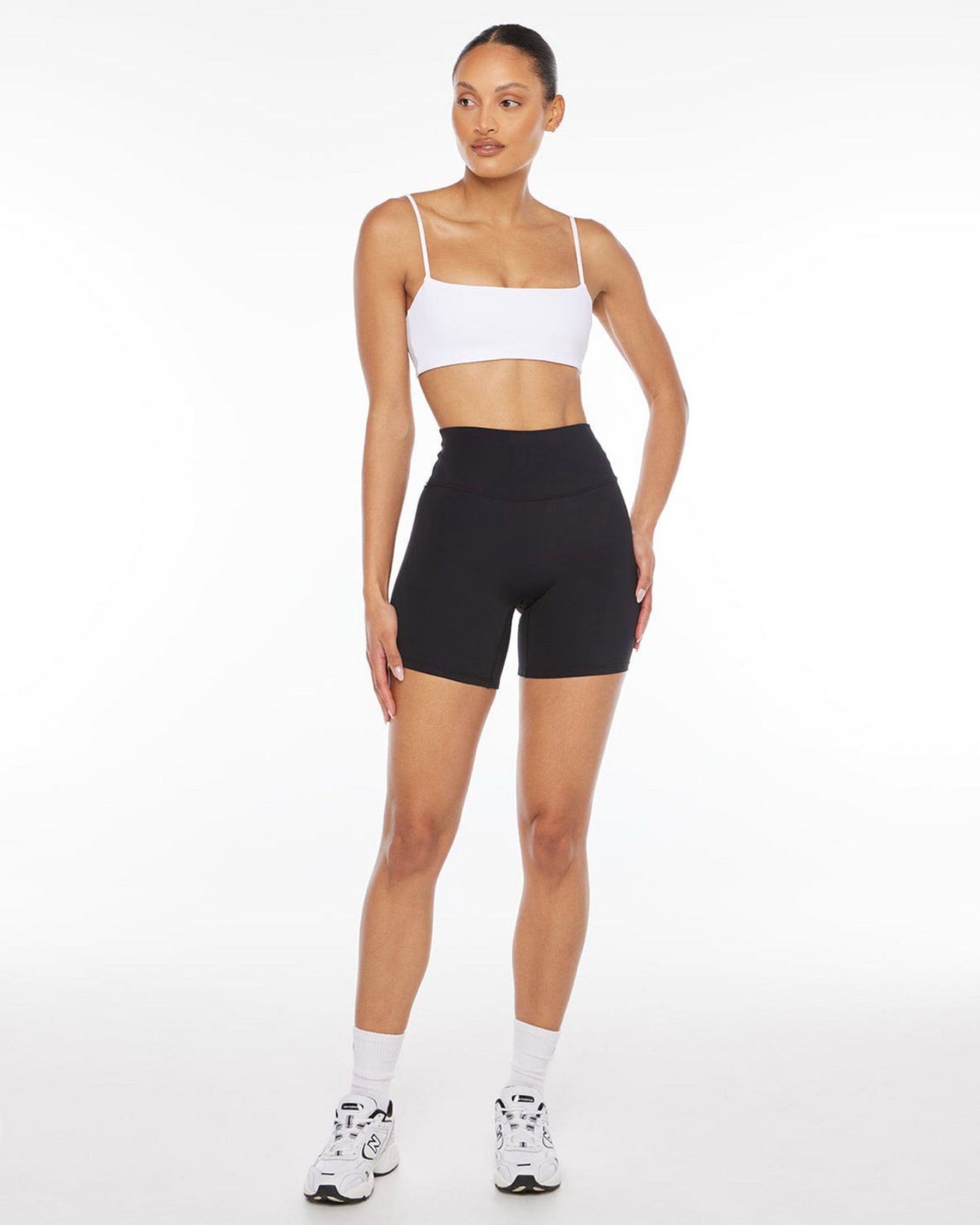 SHORT FREEDOM CONTOUR | NEGRO