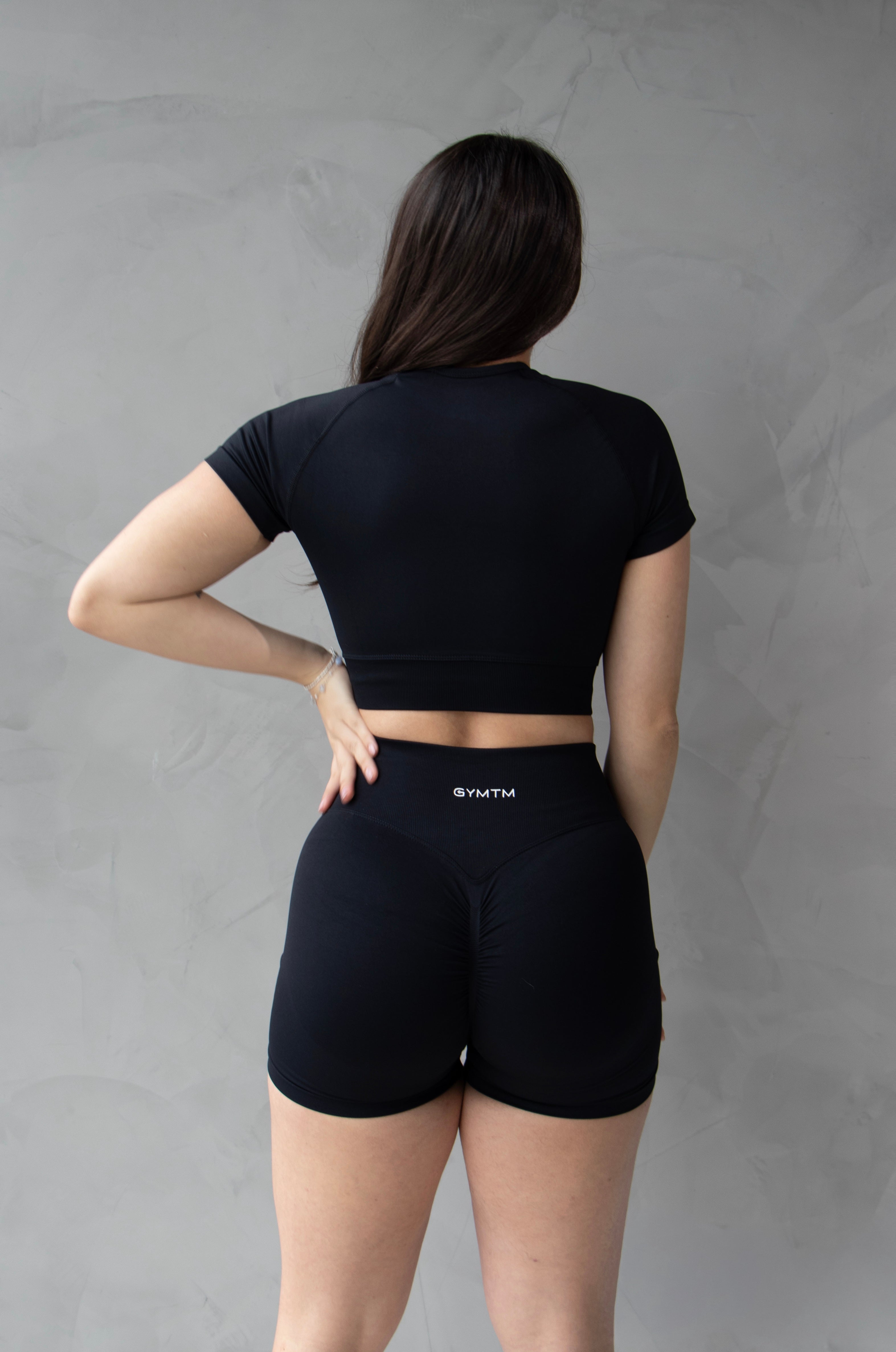 CROP TOP FORM