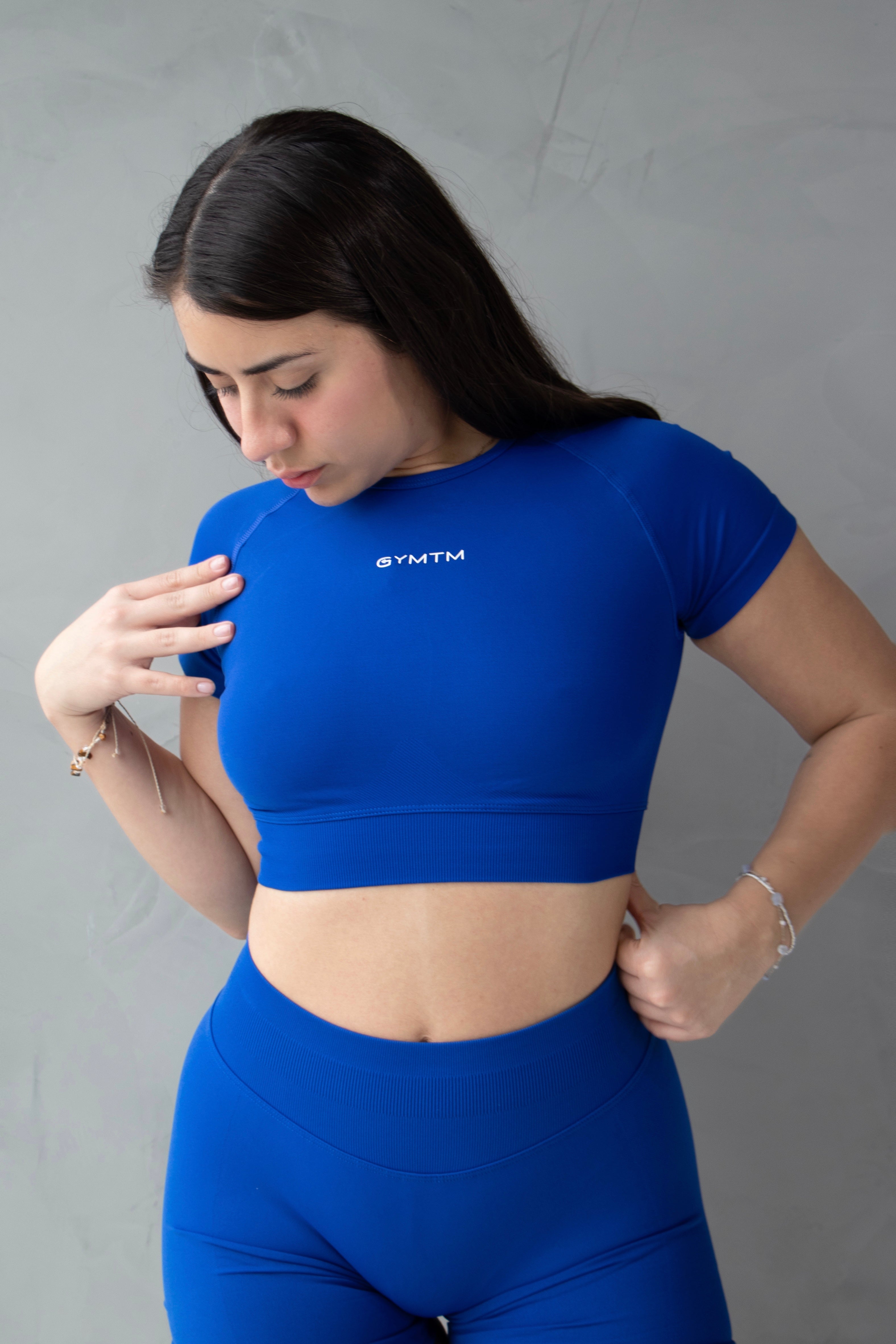 CROP TOP FORM