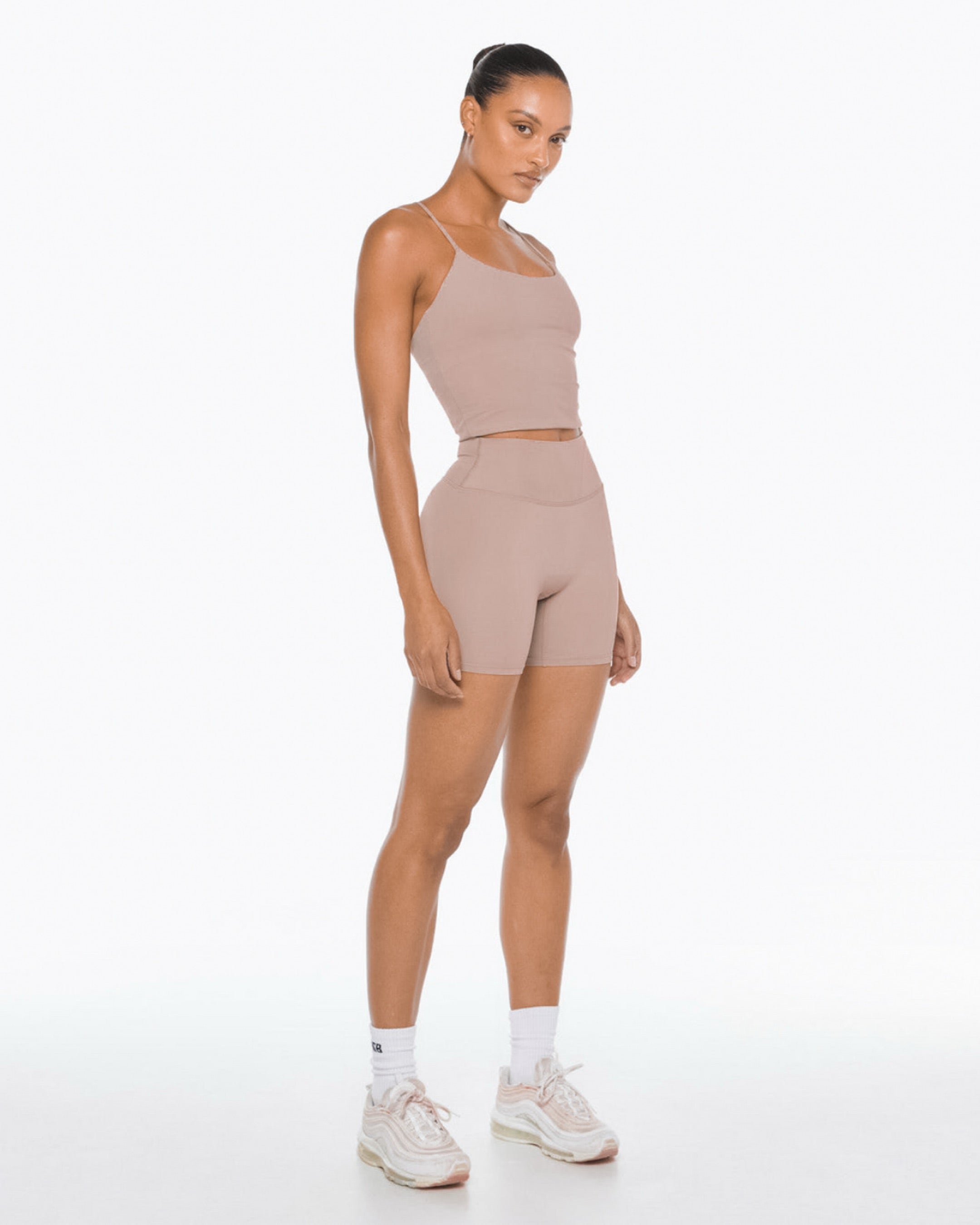 SHORT FREEDOM SCRUNCH